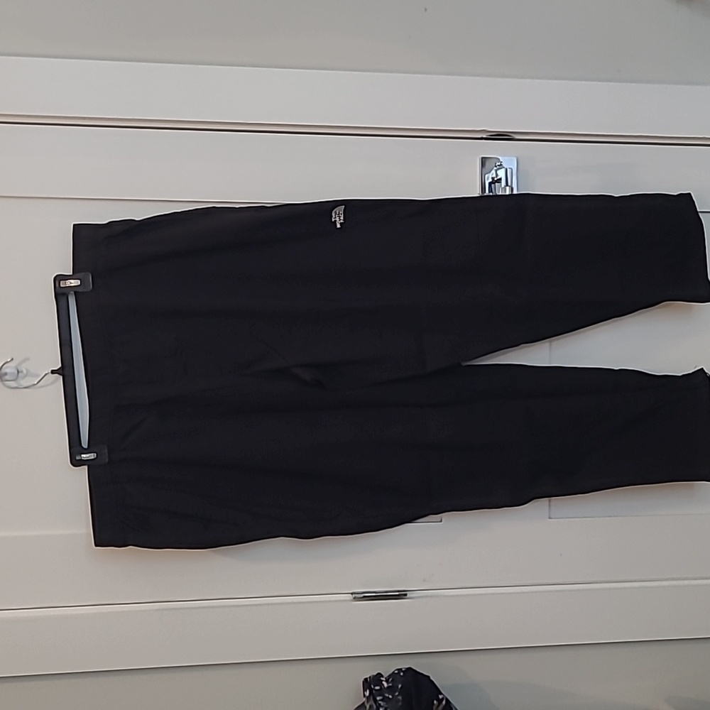The North Face -- CLASS V WIND PANTS